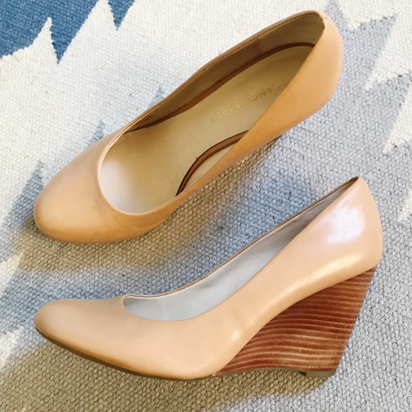franco sarto helio wedge pump